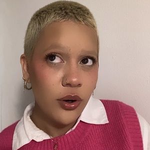 Meet your Posher, Dara